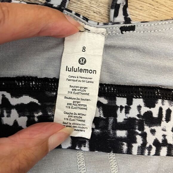 Lululemon Womens Strappy Medium Support CD Energy Bra Black White Size‎ 8 - Picture 4 of 6